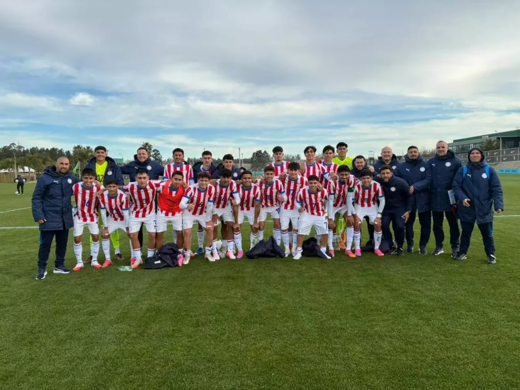 La Albirroja Sub 20 goleó a Uruguay con doblete de Edu Delmás