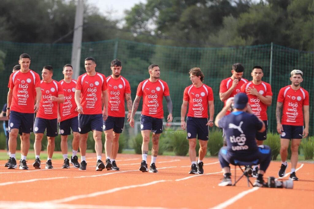 Club turco observa a Gill y Arce: dos figuras de la Albirroja en la mira