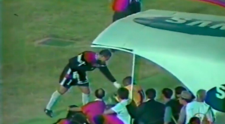 Paraguay vs. Colombia: el histórico encontronazo entre Chilavert y Asprilla
